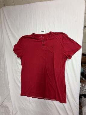 American Eagle Outfitters Legend T Classic Fit Henley Red Shirt Mens Medium